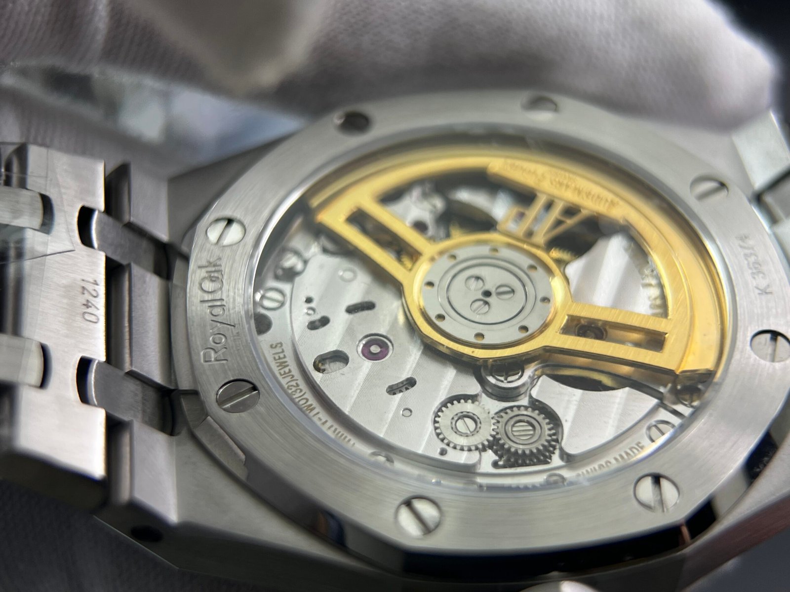 Royal Oak 41mm 15500 SS APSF 1:1 Best Edition White Textured Dial on SS Bracelet A4302 Super Clone - Image 10