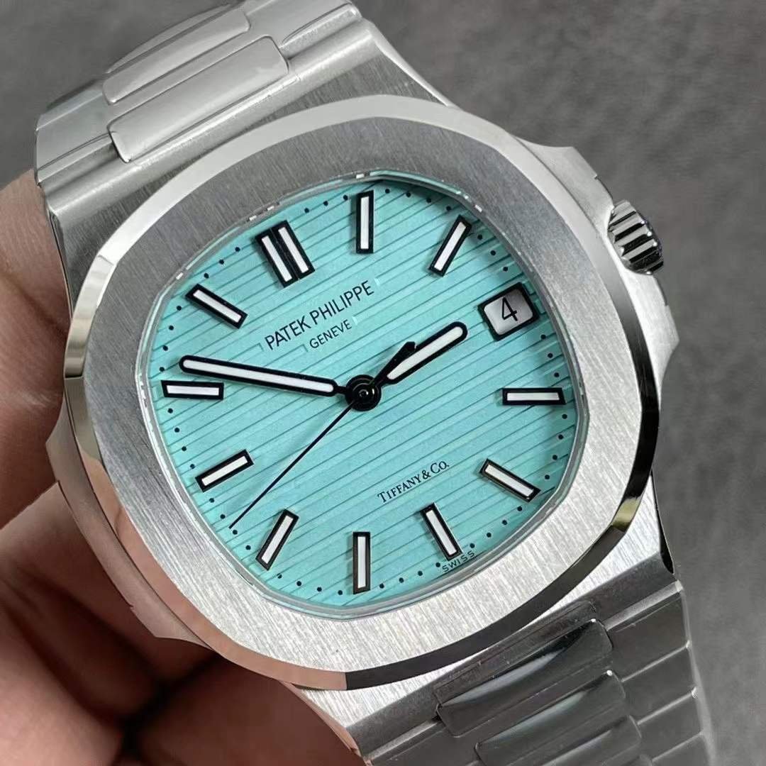 Nautilus 5711/1A 1:1 Best Tiffany & Co.-signed dial on SS Bracelet A324 Super Clone - Image 4