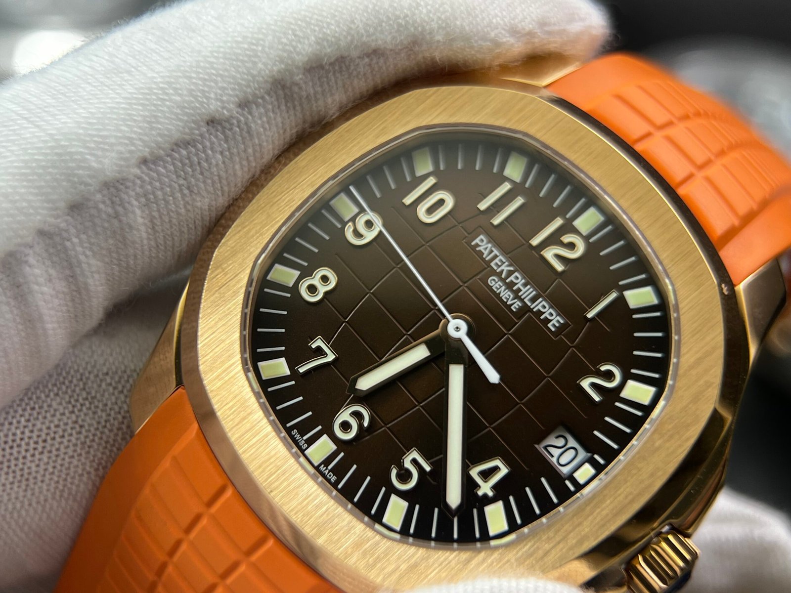 Aquanaut 5167R SS 3KF Best Edition Gray Dial on Orange Rubber Strap A324 Super Clone V2 - Image 4