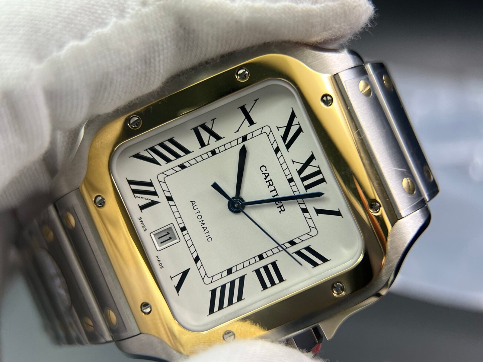 Santos de Cartier XL 40mm SS/YG BVF 1:1 Best Edition White Dial on SS/YG Bracelet MIYOTA 9015 - Image 3