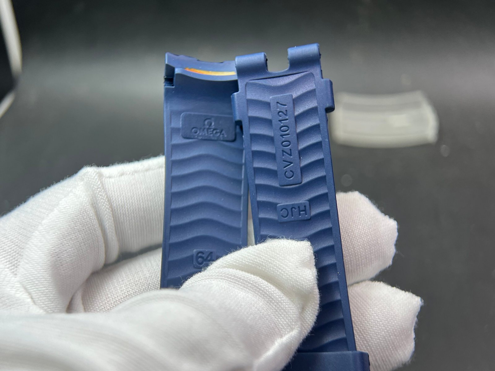 Seamaster Diver 300M VSF 1:1 Best Edition Blue Ceramic Blue Dial on SS Bracelet A8800 V2 (Include blue strap) - Image 17