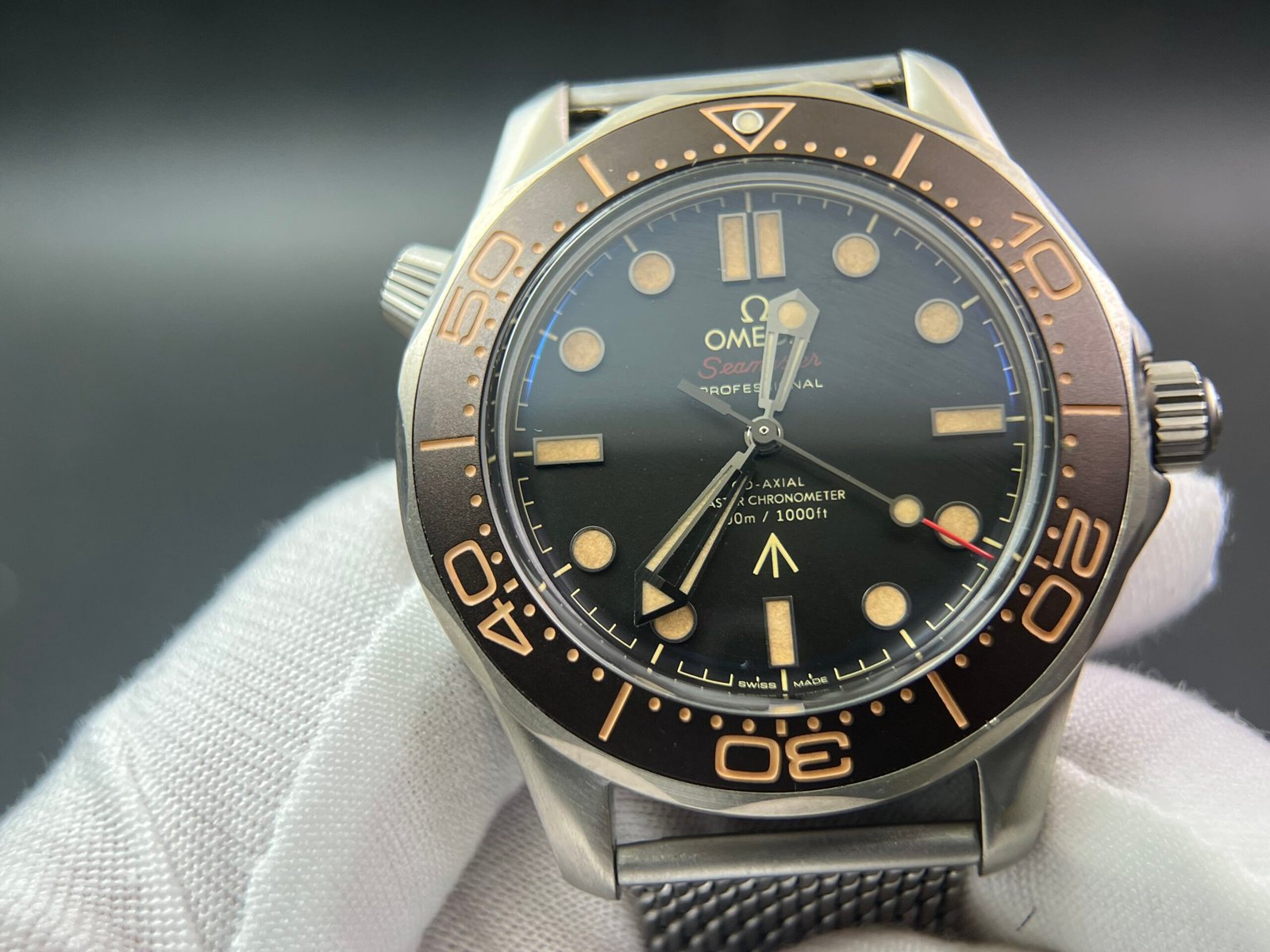 Seamster 300 "No Time to Die" Limited Edition VSF 1:1 Best Edition A8806 V4 (with both Mesh and Nato Bands) - Image 8