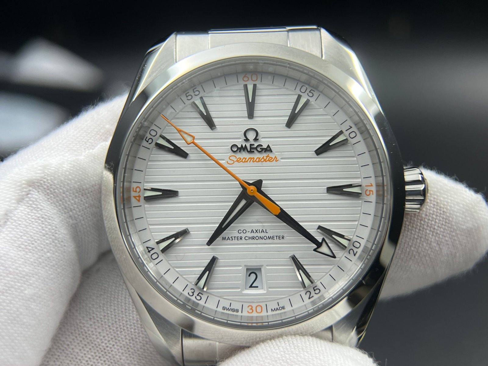 Aqua Terra 150M Master Chronometers VSF 1:1 Best Edition White Dial Orange Hand on SS Bracelet A8900 Super Clone - Image 2