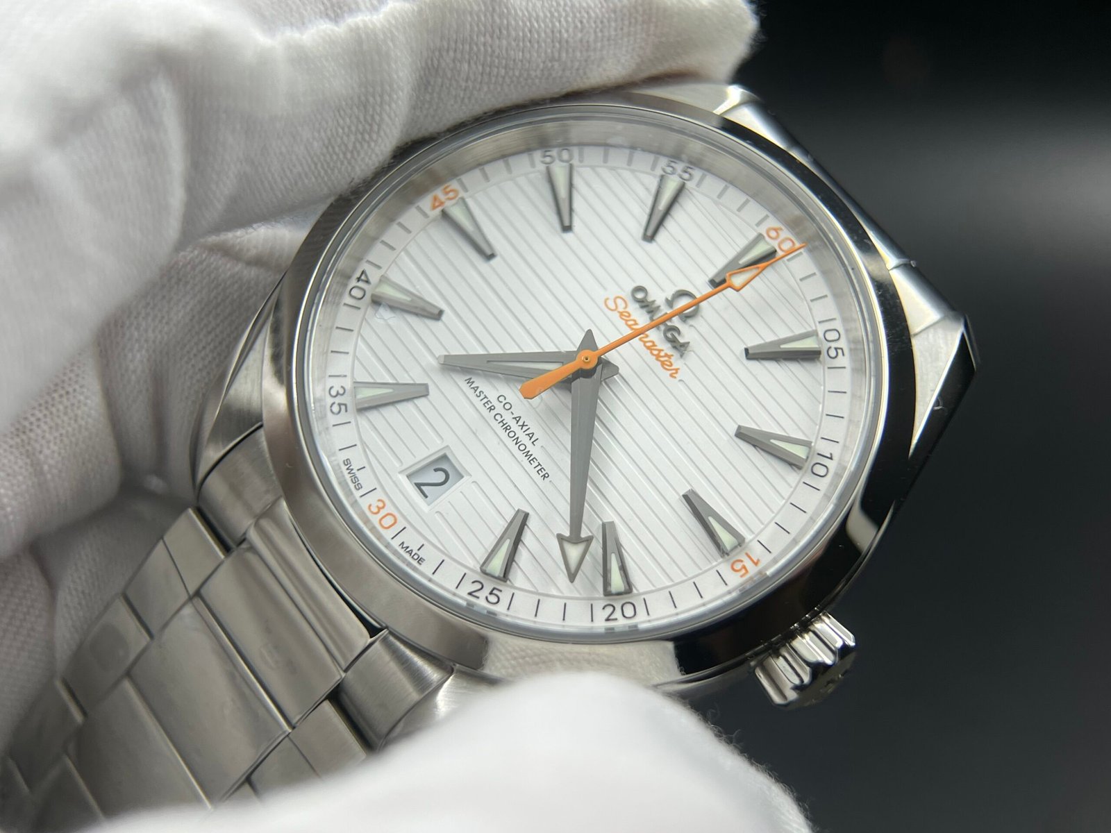 Aqua Terra 150M Master Chronometers VSF 1:1 Best Edition White Dial Orange Hand on SS Bracelet A8900 Super Clone - Image 6