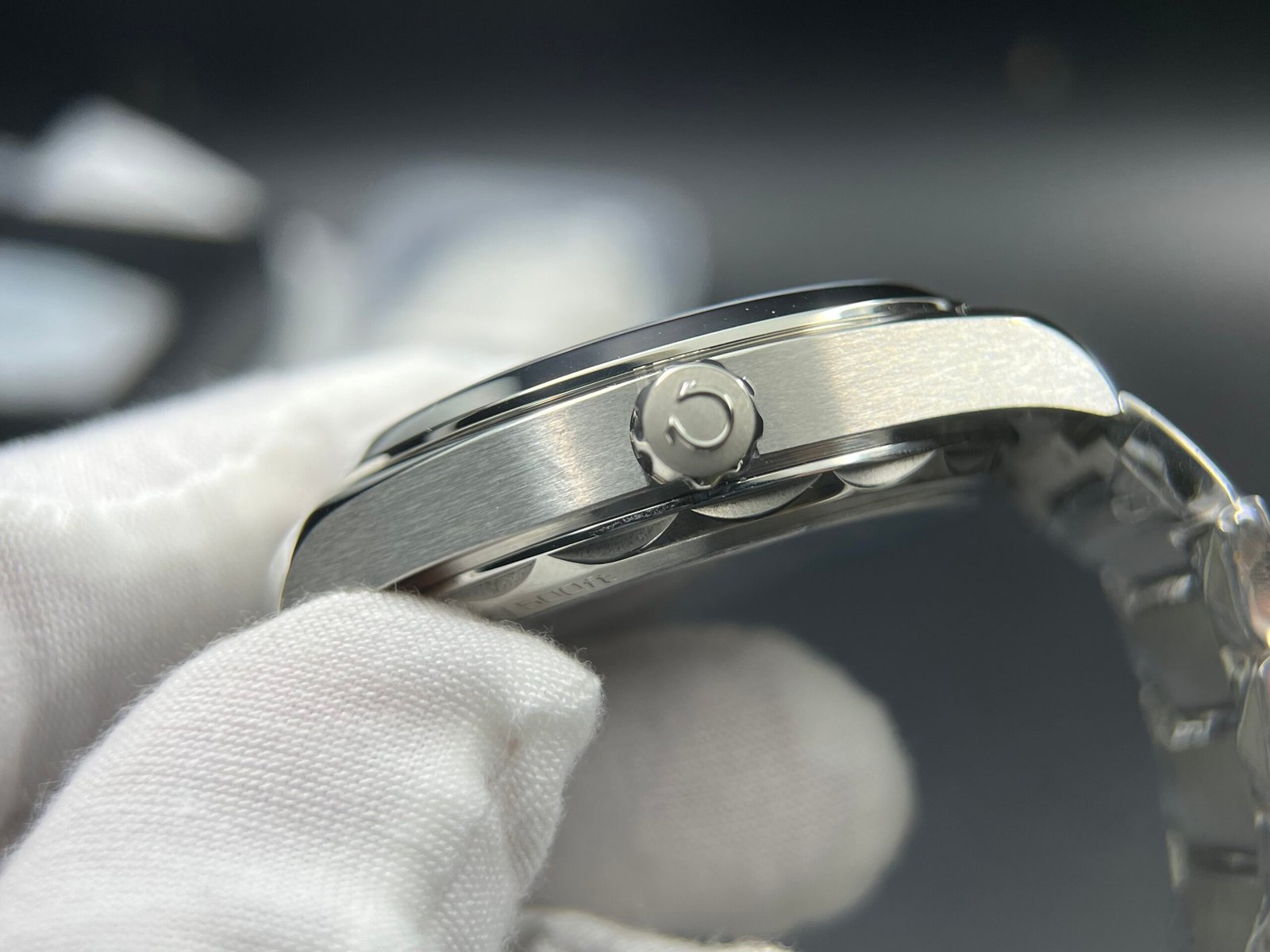 Aqua Terra 150M Master Chronometers VSF 1:1 Best Edition White Dial Orange Hand on SS Bracelet A8900 Super Clone - Image 15