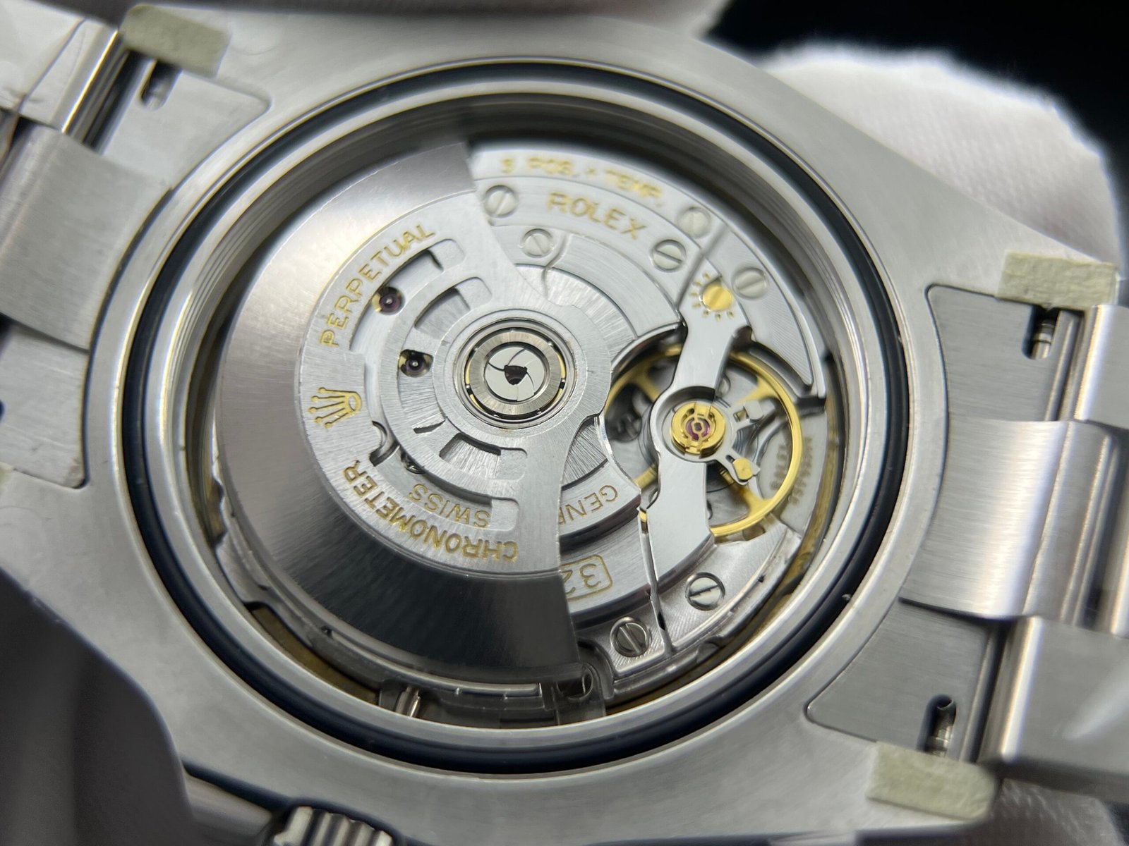 Explorer II 42mm 226570 Clean 1:1 Best Edition White Dial on 904L SS Bracelet DD3285 - Image 12