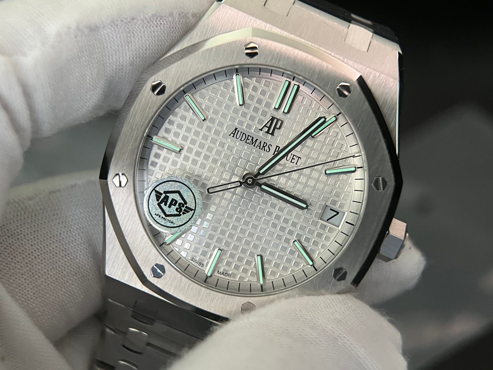 Royal Oak 41mm 15500 SS 1:1 Upgrade Dial and Calendar wheel crystal glass (Based on APS) - Image 11